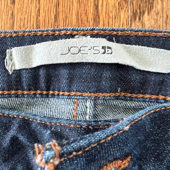 FINAL SALE!! Joes Jeans Honey dark denim jeans, size 28 - Picture 2 of 6